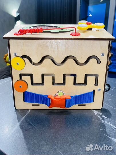 Бизиборд домик kimtoys