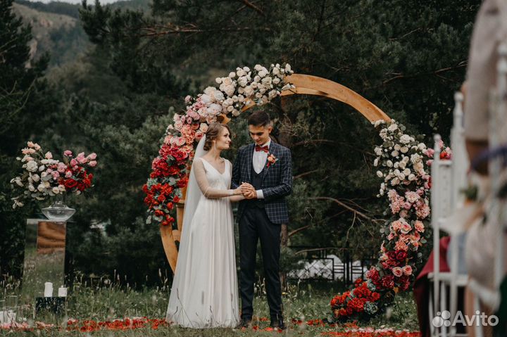 Выездной регистратор, свадебный церемониймейстер