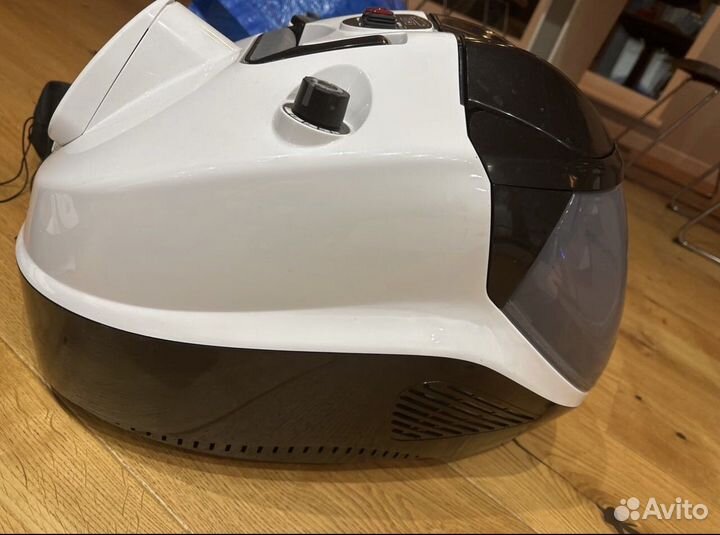 Пылесос Karcher SV 7, белый