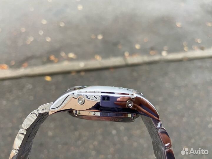 Механические часы Omega