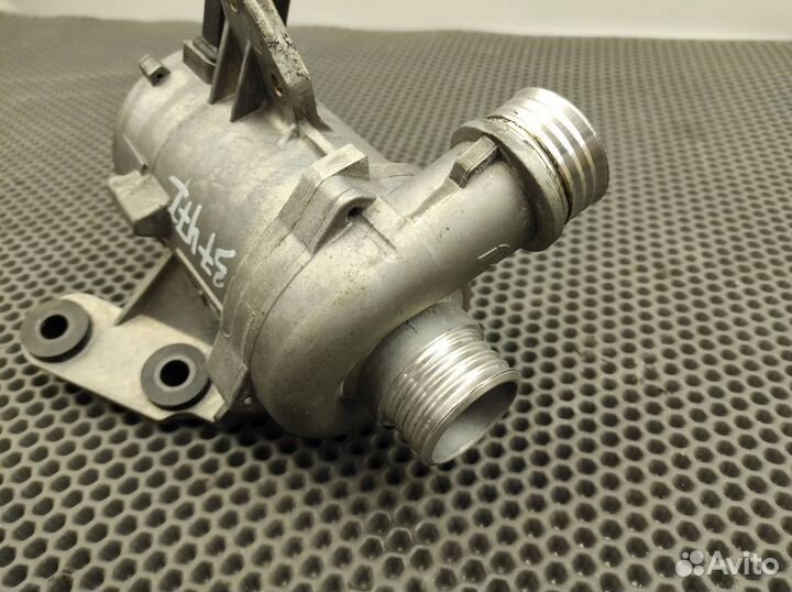 Помпа Bmw 320I E90 LCI N43B20A 2.0 2011