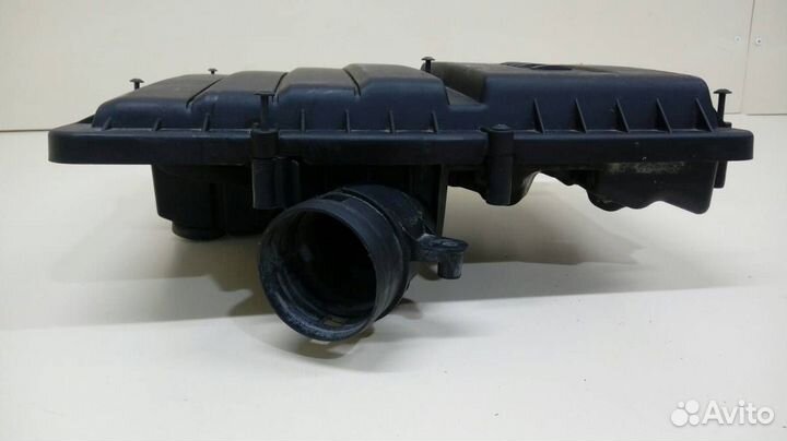 Корпус воздушного фильтра Volkswagen Polo MK5 2011