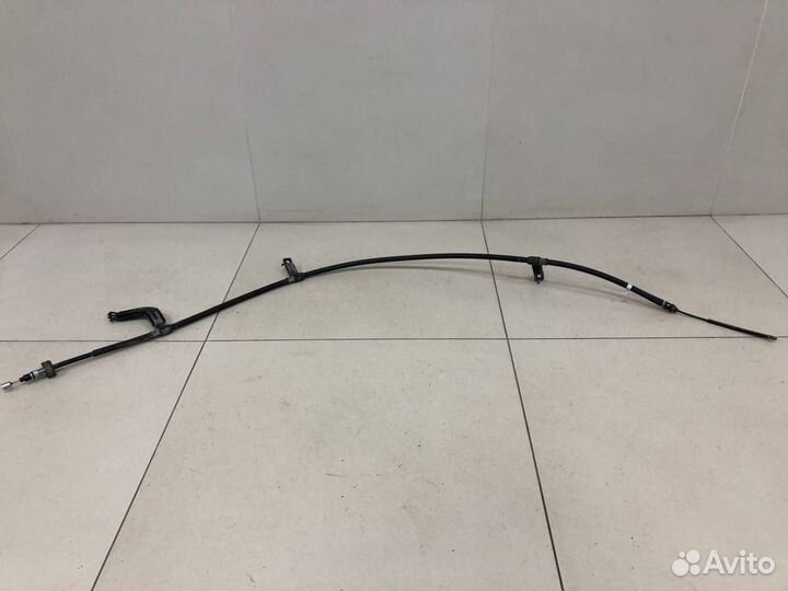 Трос стояночного тормоза левый Hyundai Solaris 2017