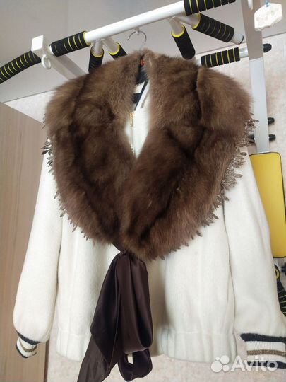 Меховой воротник соболь