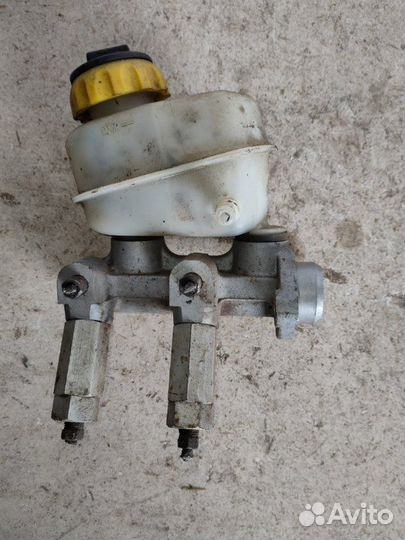 Главный тормозной цилиндр Chevrolet Lanos