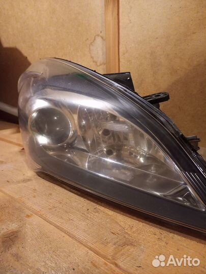 Фара правая Kia Ceed 1 рестайлинг