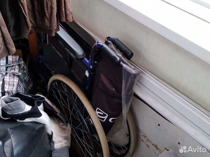 Инвалидное кресло