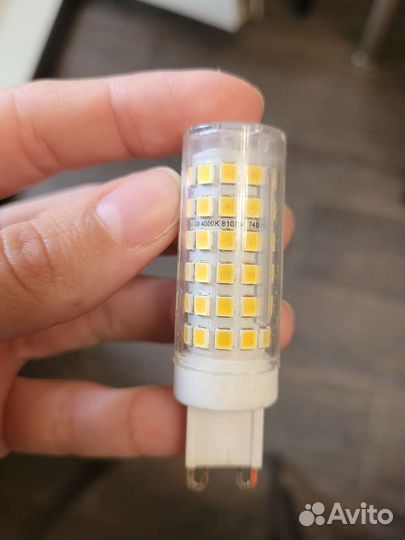 Люстра и настенный светильник