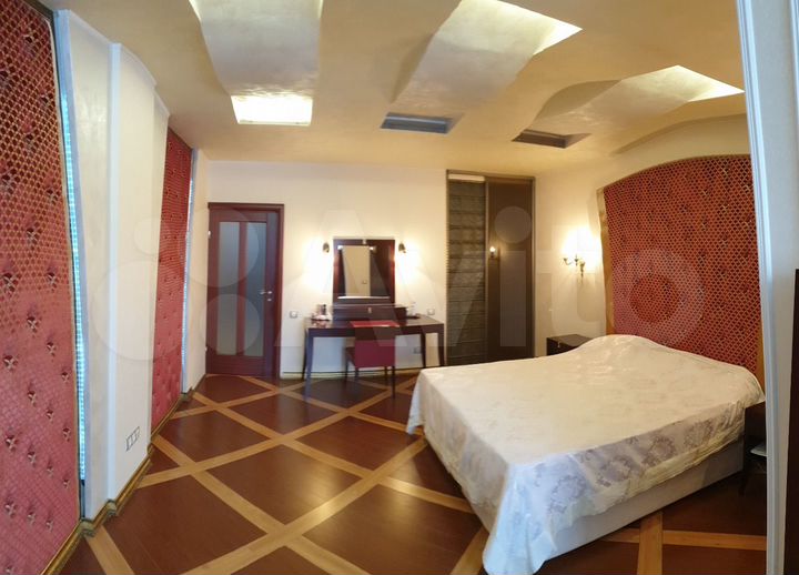 3-к. квартира, 122,3 м², 5/9 эт.