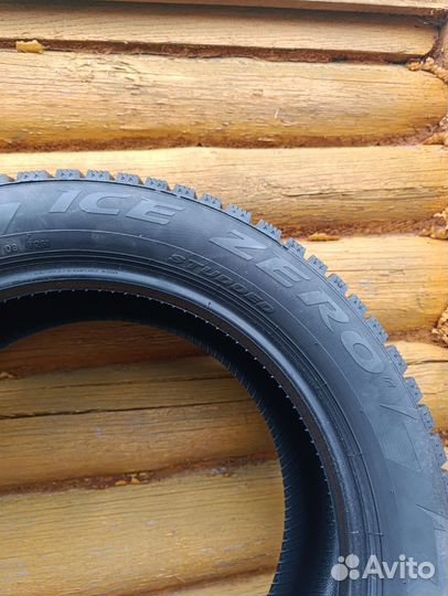 Pirelli Ice Zero 235/55 R19 105H