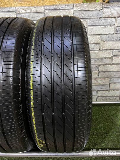 Bridgestone Turanza T005A 215/60 R16