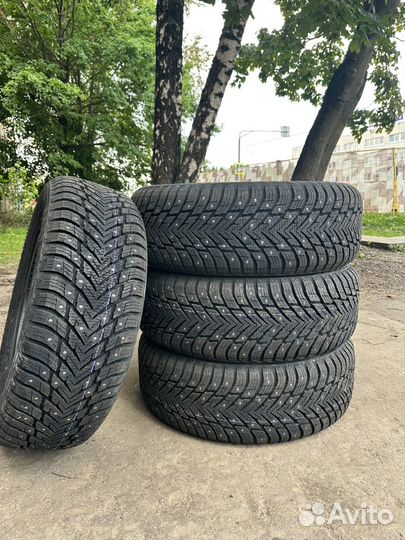 Nokian Tyres Hakkapeliitta 10p SUV 285/50 R20 116T