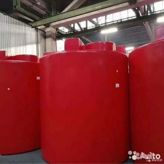 Емкость пластиковая для воды