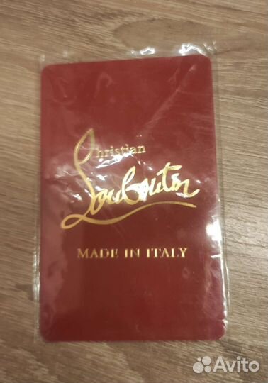 Карточка от Лабутенов