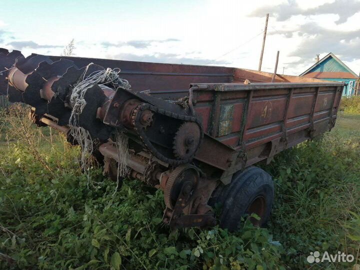 Разбрасыватель удобрений Ригасельмаш РОУ-6, 1985