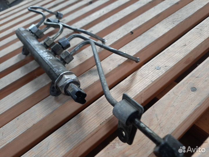 Топливная рампа SsangYong Actyon 2 2011