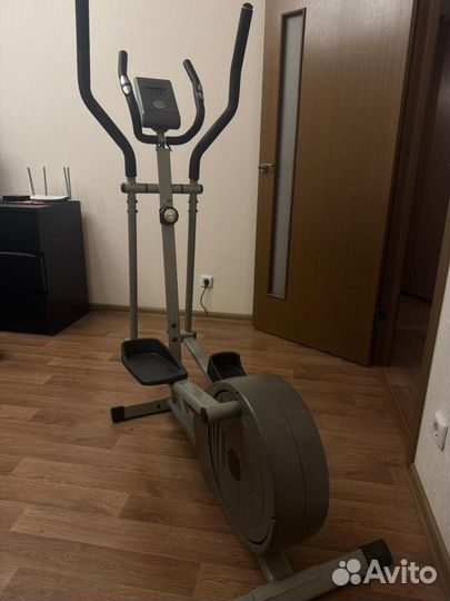 Эллиптический тренажер Torneo