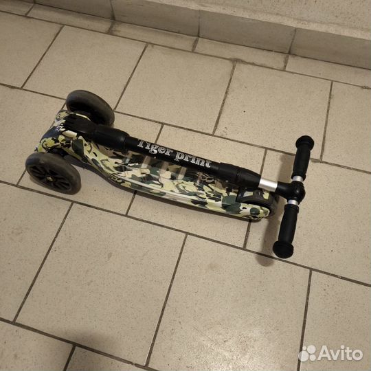 Самокат детский трехколесный бу