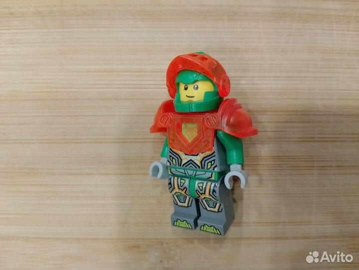 Фигурка Лего