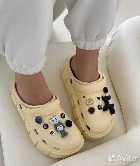 Кроксы женские
