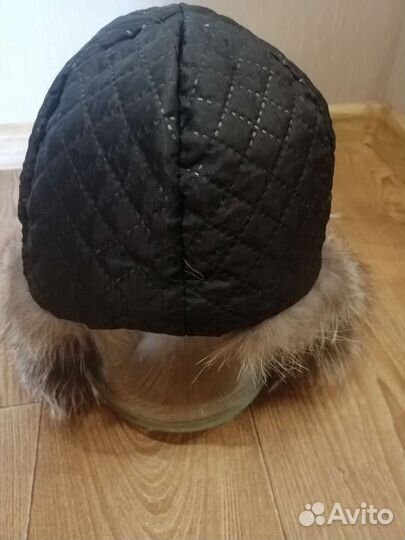 Шапка ушанка кожаная с песцом