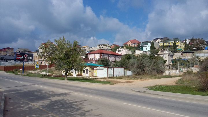Дом 298 м² на участке 9 сот.