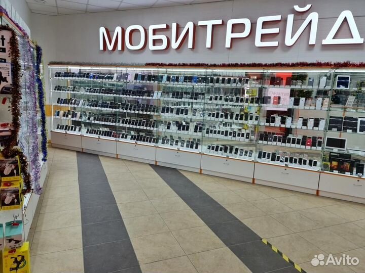 Робот-пылесос Redmond RV-R450