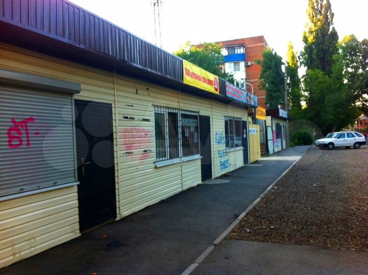 Торговое, офисное, складское помещение, 10 и 21 м²