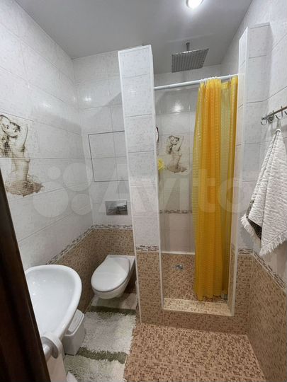 3-к. квартира, 81,3 м², 8/17 эт.