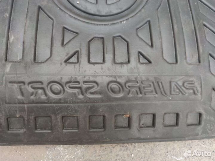 Коврик багажника Митсубиси Паджеро Спорт