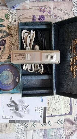 Цифровой диктофон Samsung BR-1640