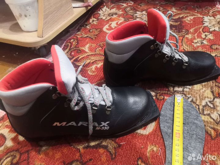 Лыжи беговые с ботинками