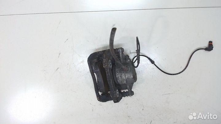 Суппорт Mercedes E W212, 2015