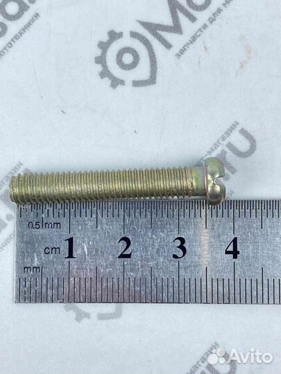 Винт М6х35 крышки картера короткий