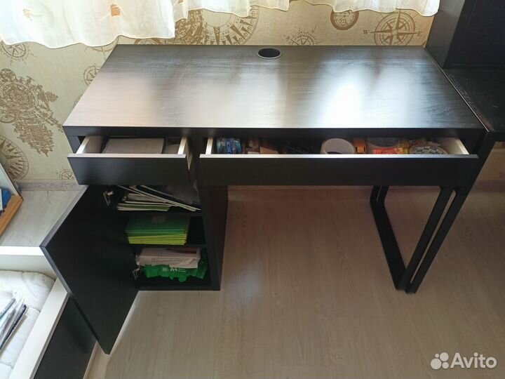 Компьютерный стол IKEA