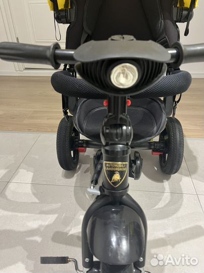 Детский велосипед с ручкой