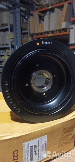 Шкив коленвала Mitsubishi 4D56 md110165