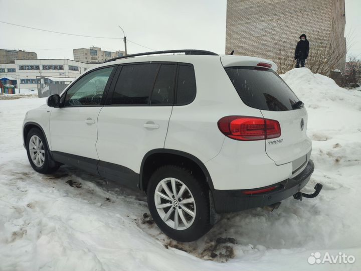 Volkswagen Tiguan 2.0 AT, 2015, 110 000 км