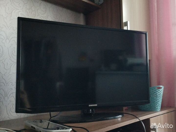 Телевизор Samsung 32
