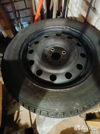 Nokian Tyres Hakkapeliitta 9 185/65 R15