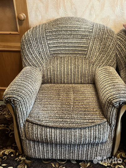 2 кресла бу