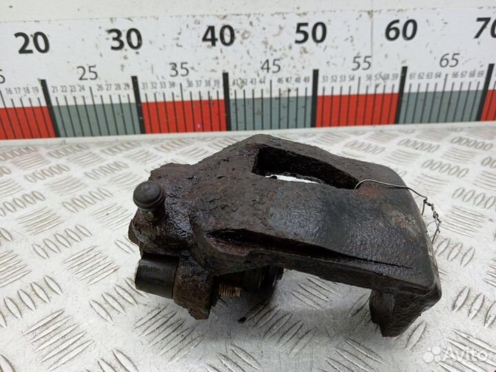 Суппорт передний правый для Audi A3 8P 1K0615124D