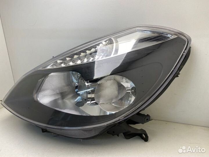Фара передняя левая Renault Clio 3 2005-2013