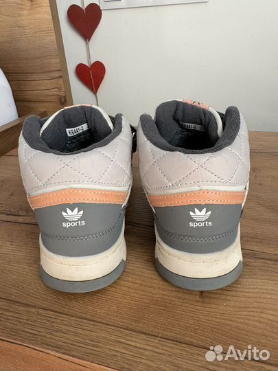 Зимние кроссовки