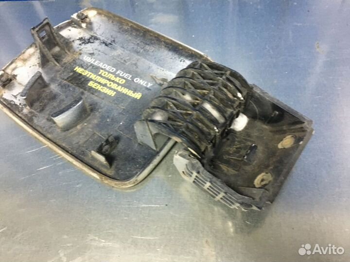 Лючок бензобака Хендай Соната 4 (5)