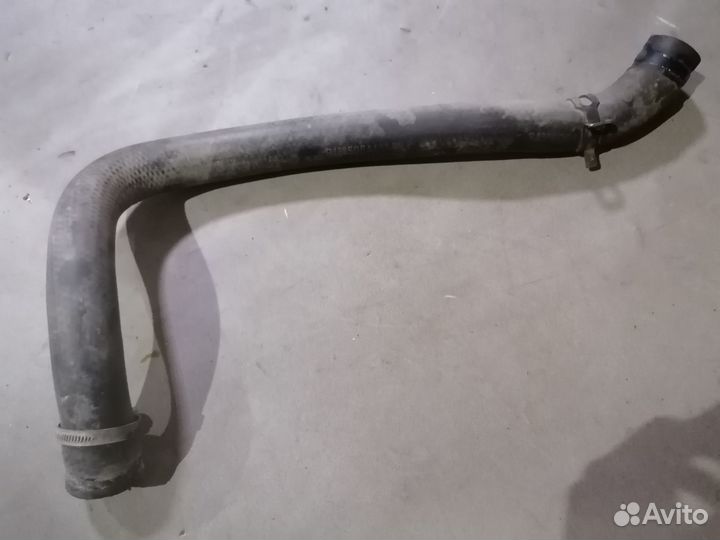 Патрубок системы охлаждения LADA Granta