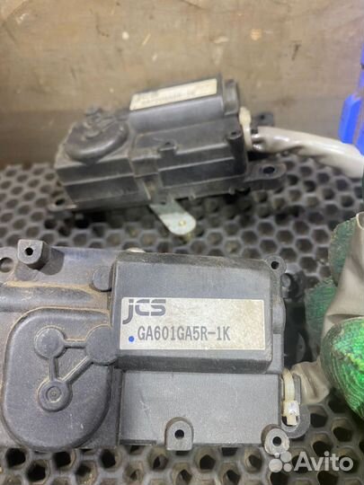 Сервопривод заслонки печки Мазда Mazda 626 GE FS