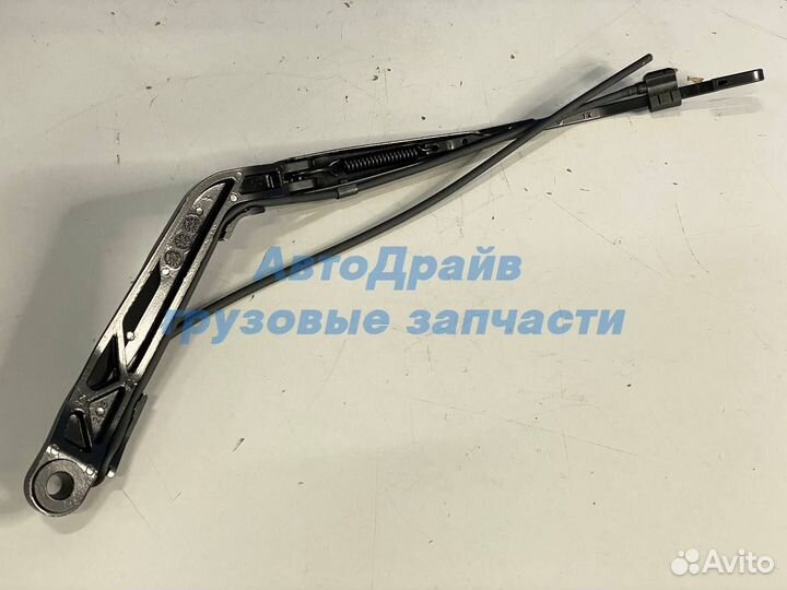 Поводок щетки стеклоочистителя Ивеко Стралис