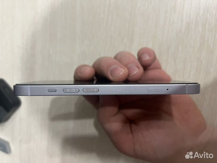 iPhone 14, 256 ГБ