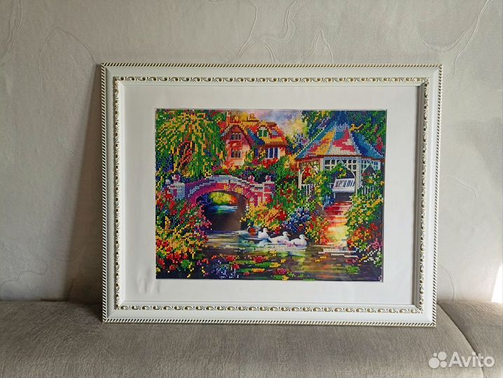 Картина вышитая бисером